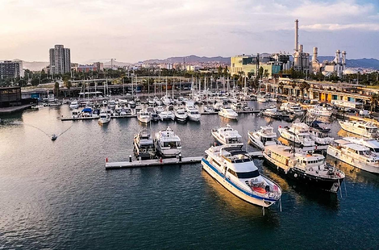 Motor Yacht Boatel Hotel Barcelona Exterior foto